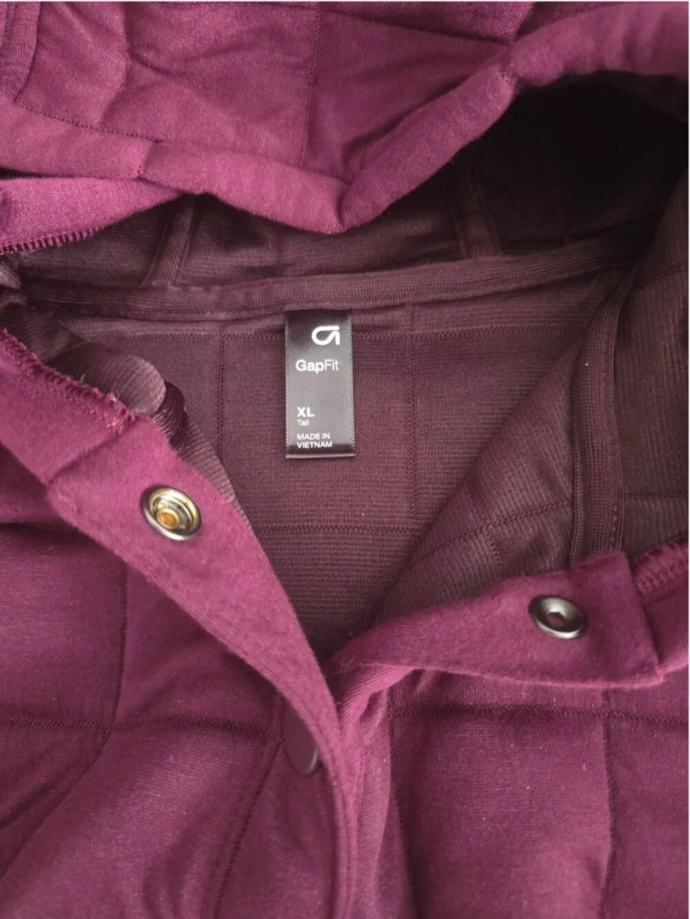 NEW GapFit Burgundy Hooded Quilted Pullover Jacket Snap Closure Size XL Tall - Picture 5 of 5